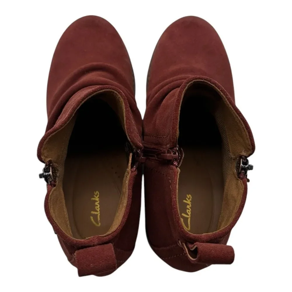 Clarks Aspra Walk Boot Women 6.5 Chestnut Brown Suede Side Zip Bootie Waterproof